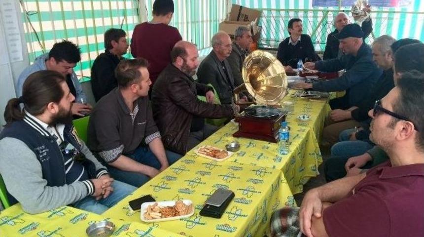 &Ccedil;arşamba&rsquo;da Efemera Mezadı Başladı