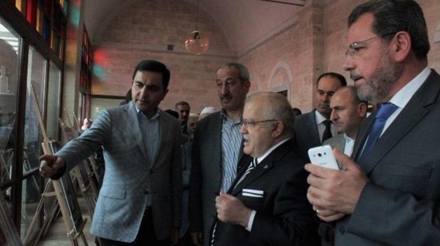 Sakal-ı Şerif&rsquo;e K&uuml;lliye Alanında İlgi