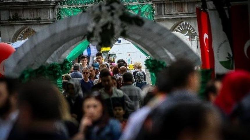 Bursa&rsquo;da Fetih Coşkusu