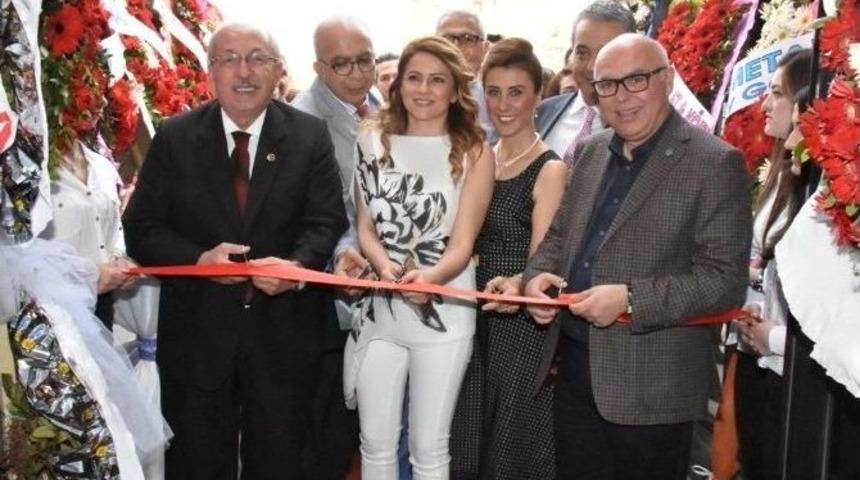 Başkan Eşkinat Genesis Sağlık Hizmetleri Merkezi&rsquo;nin A&ccedil;ılışını Yaptı