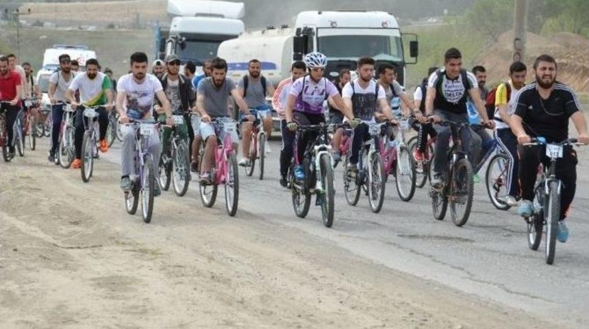 &Ouml;ğrenciler Perre Antik Kent&rsquo;e Kadar Pedal &Ccedil;evirdi