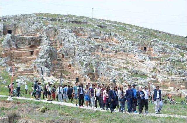 Öğrenciler Perre Antik Kent’e Kadar Pedal Çevirdi