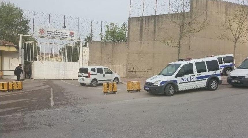 Gebze Kadın Kapalı Cezaevi&rsquo;nde Yangın &Ccedil;ıktı