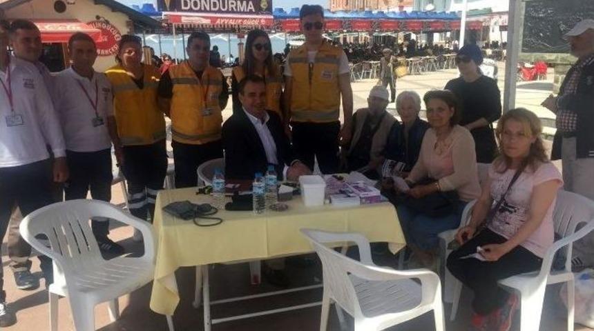 Evde Sağlık Hizmetinde Sınır Tanımıyorlar