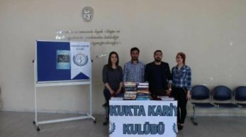 Cezaevlerindeki Mahkumlar İ&ccedil;in Kitap Kampanyası Başlattılar