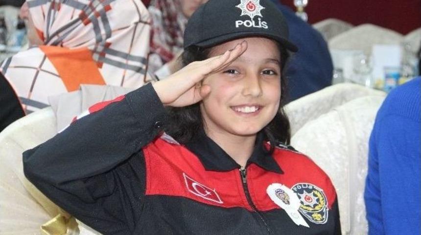 Emniyet Mensupları Şehit Aileleri Ve Gazilerle Bir Araya Geldi