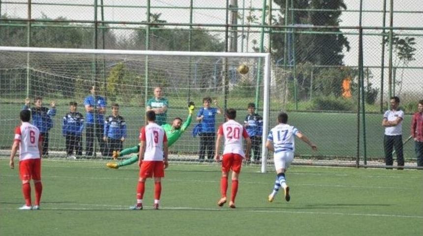 Yunusemre Belediyespor &Uuml;&ccedil;te İki Yaptı