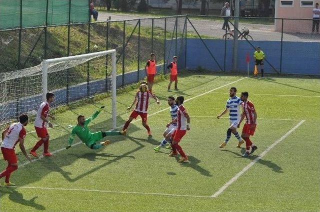 Yunusemre Belediyespor Üçte İki Yaptı