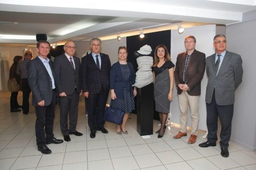 Kumaşın Ser&uuml;veni Bu Sergide