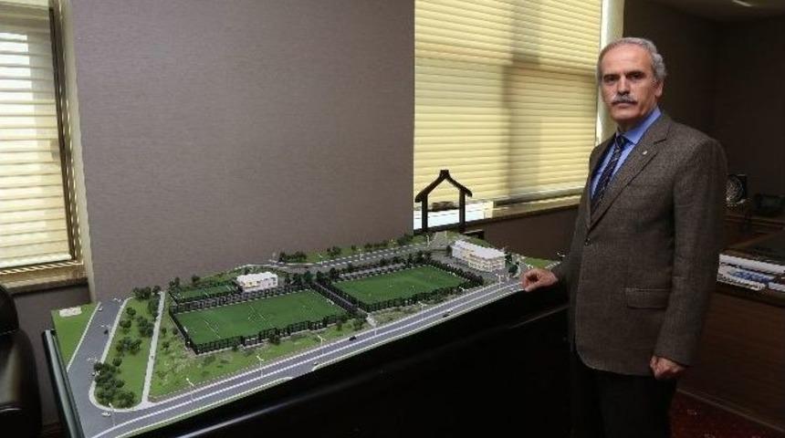 B&uuml;y&uuml;kşehir&rsquo;den İneg&ouml;lspor&rsquo;a Modern Tesis