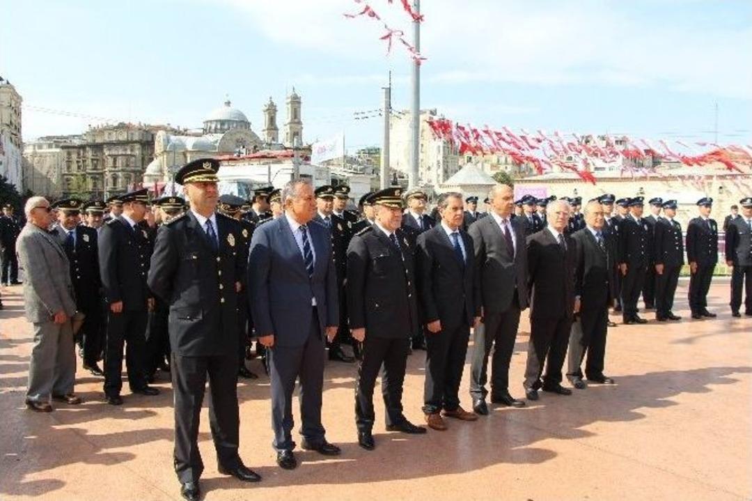 T&uuml;rk Polis Teşkilatı&rsquo;nın Kuruluşu Taksim&rsquo;de Kutlandı