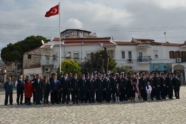 Foça Emniyet Müdürlüğü’nden Polis Haftası Töreni