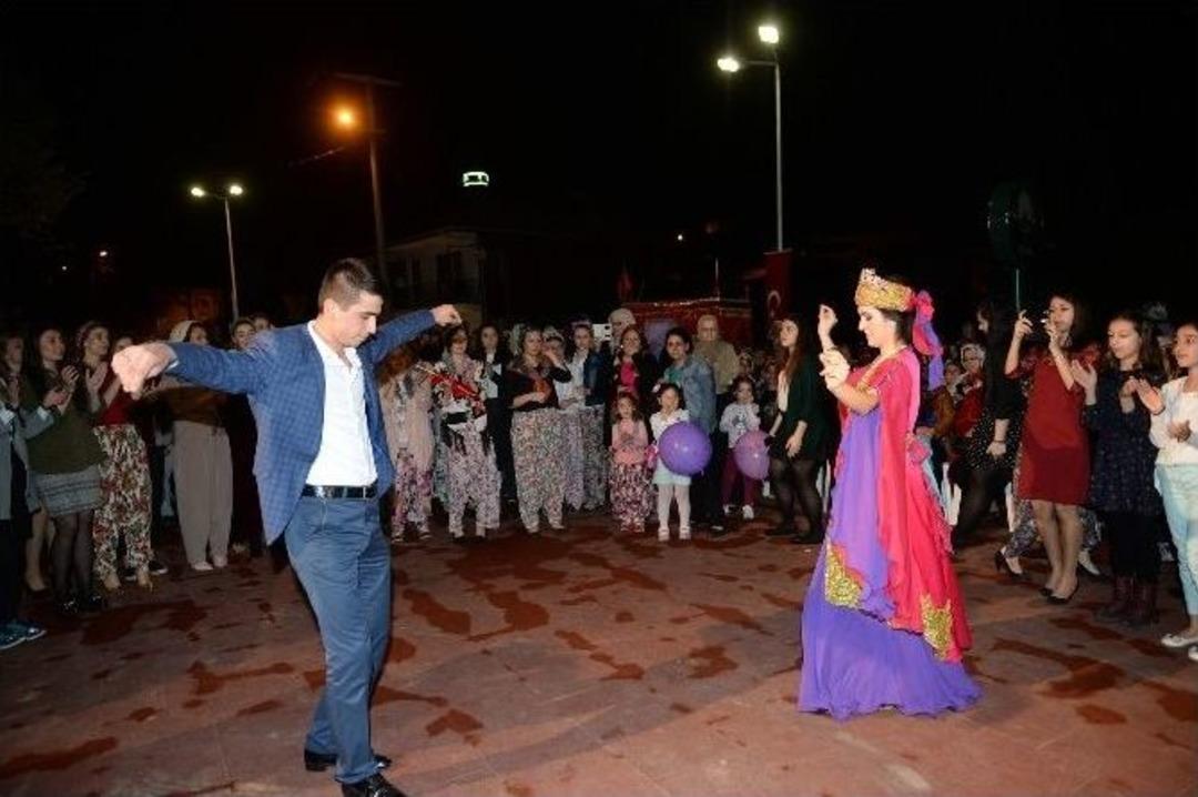 Bursa&rsquo;da K&ouml;y Kınası Geleneği Yaşatıldı