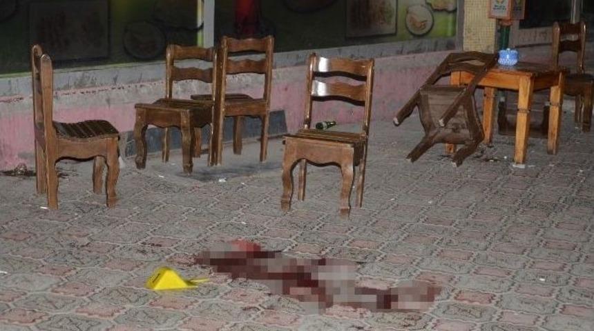 Malatya&rsquo;da Silahlı Kavga: 3 Yaralı