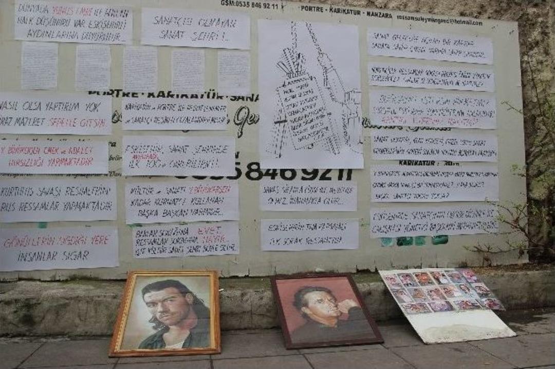 30 Yıllık Sanat&ccedil;ıdan Duvar Yazılı Tepki