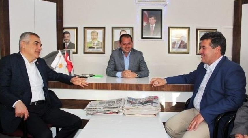 Ak Partli&rsquo;li Savaş, Buharkent Teşkilatını Ziyaret Etti