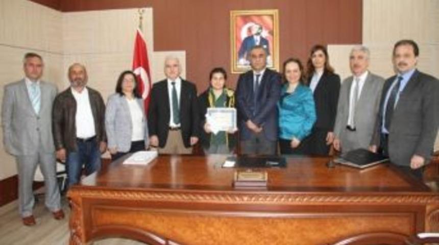 Sakaryalı &Ouml;znur Kurt Mektup Yarışmasında T&uuml;rkiye İkinci Oldu