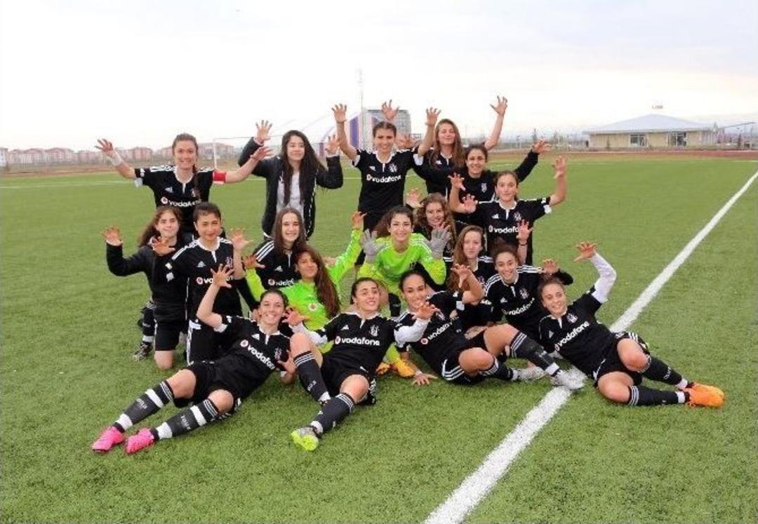 Şampiyon Beşiktaş