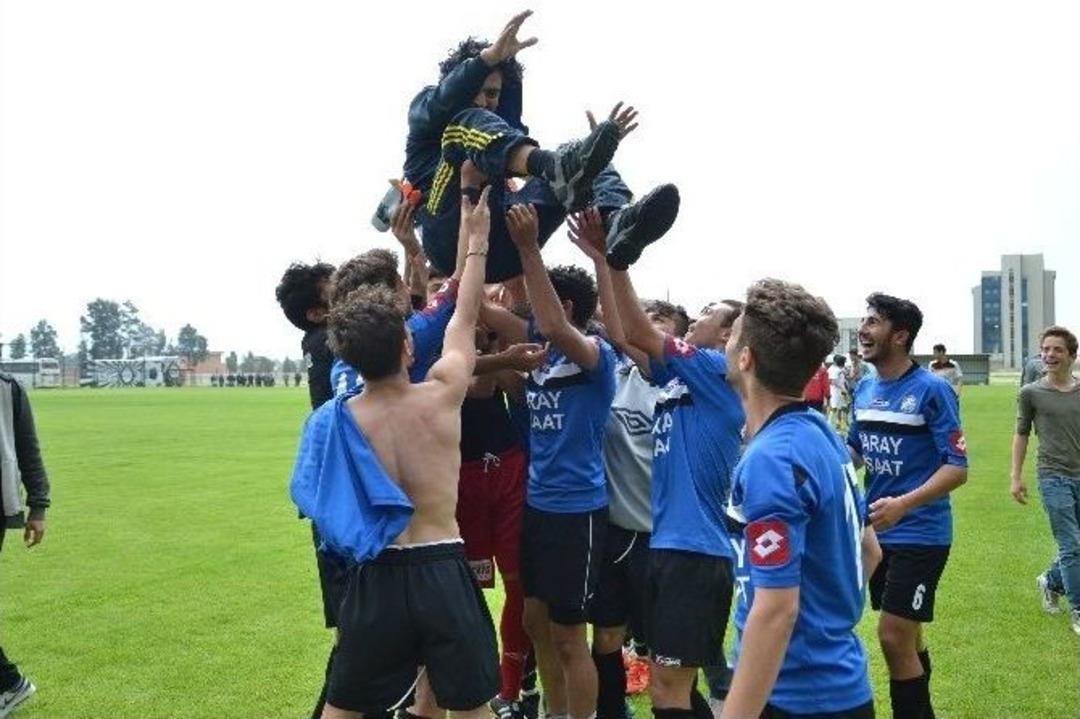 Nazilli Belediyespor&rsquo;un Gen&ccedil;leri Şampiyon Oldu