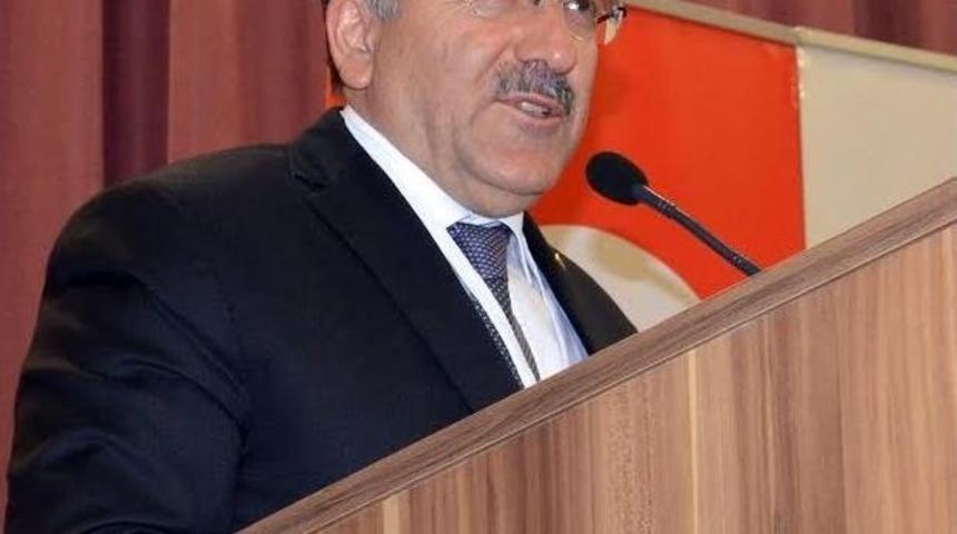 Trabzon B&uuml;y&uuml;kşehir Belediye Başkanı Dr. Orhan Fevzi G&uuml;mr&uuml;k&ccedil;&uuml;oğlu