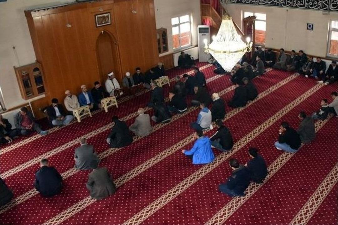 T&uuml;rk Polis Teşkilatı&rsquo;nın 171. Kuruluş Yılında Şehitler İ&ccedil;in Mevlit Okutuldu