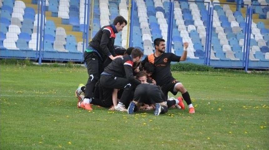 Bilecik&rsquo;te 1.&rsquo;inci Amat&ouml;r Lig Şampiyonu Vitraspor Oldu