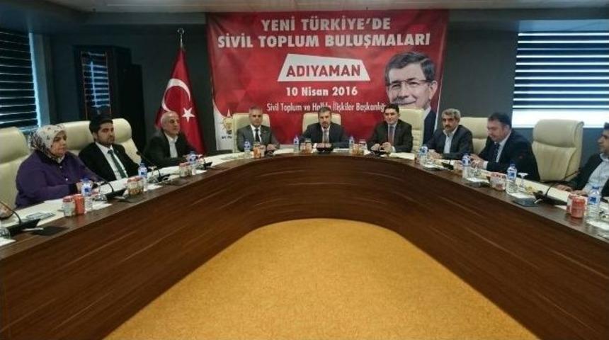 Yeni T&uuml;rkiye&rsquo;de Sivil Toplum Buluşmaları Toplantısı Yapıldı