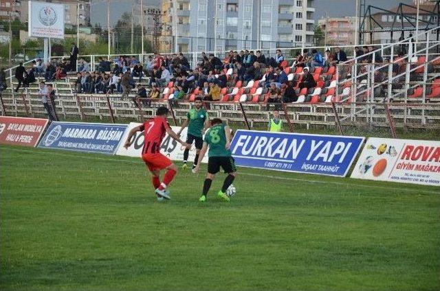 Siverek Belediyespor Dsi Yenerek Kümede Kalmayı Başardı