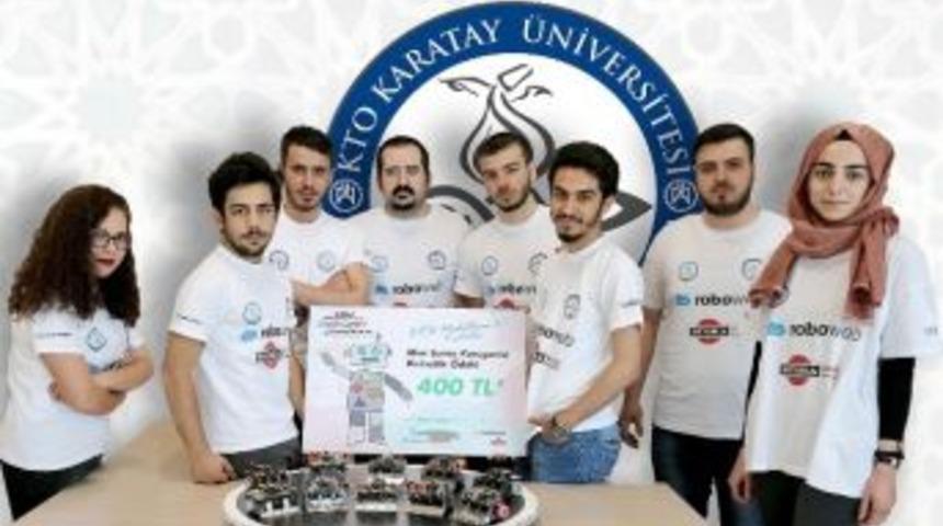 Kto Karatay &Uuml;niversitesi Robot Topluluğu &Ouml;d&uuml;lleri Topladı