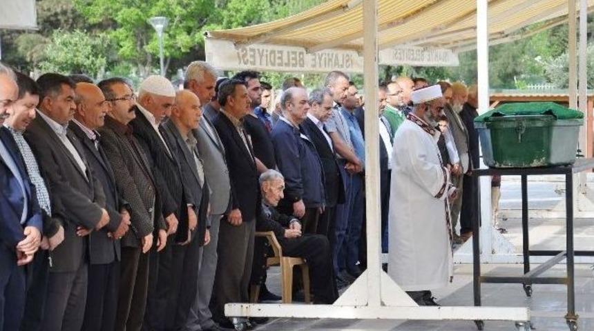 Ga&uuml;n Rekt&ouml;r&uuml; Coşkun&rsquo;un Kardeş Acısı