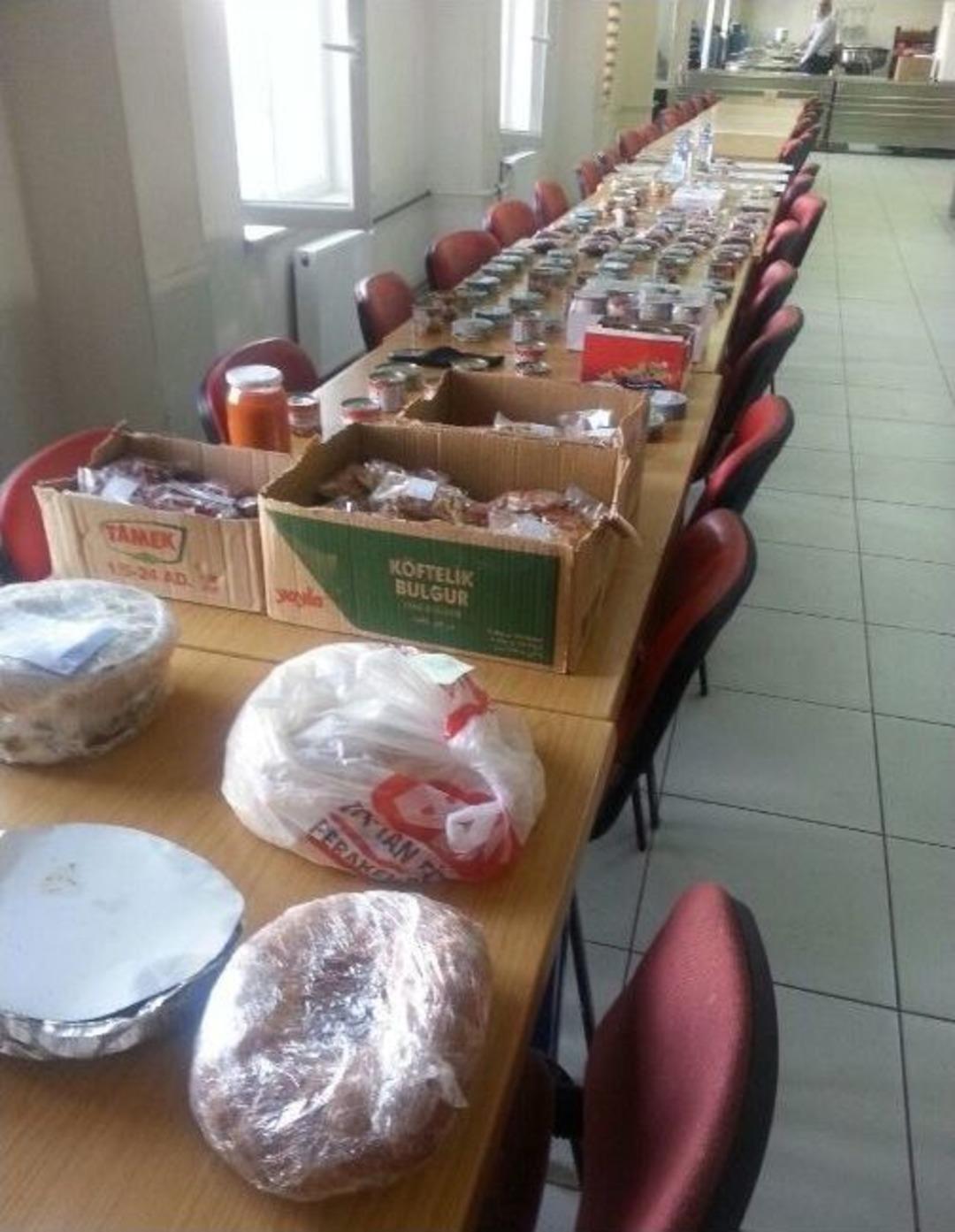 Sevgi Paketleri Y&uuml;ksekova&rsquo;da