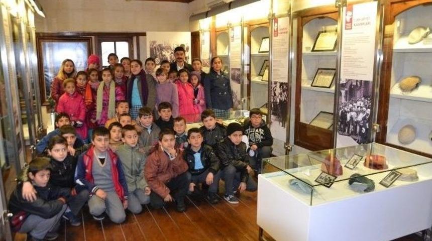 B&uuml;y&uuml;kşehir&rsquo;in Şehir Tanıtım Gezilerine Yoğun İlgi