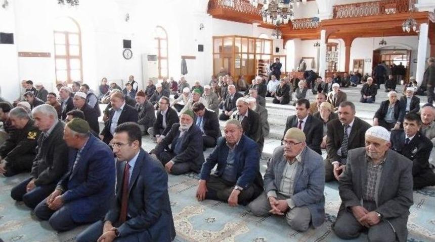 Bolvadin&rsquo;de Şehit Polisler Unutulmadı