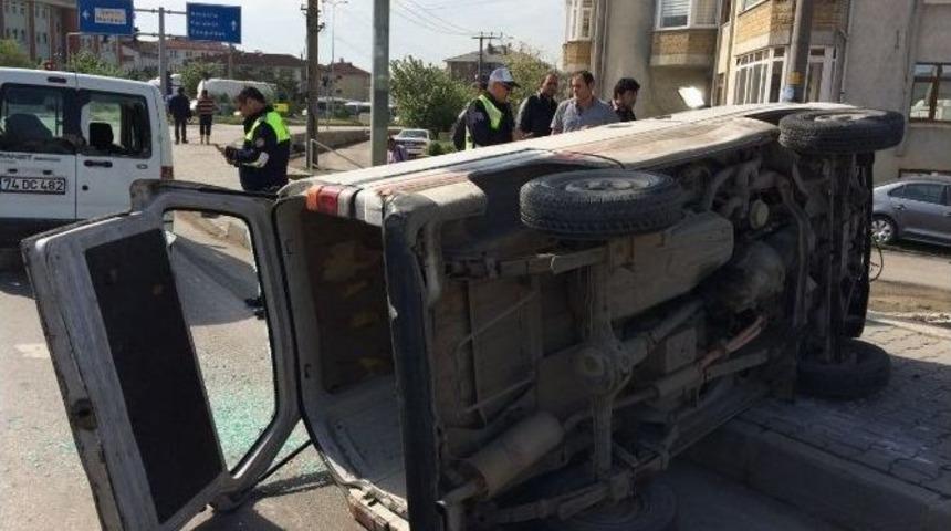 Bartın&rsquo;da Trafik Kazası: 1 Yaralı