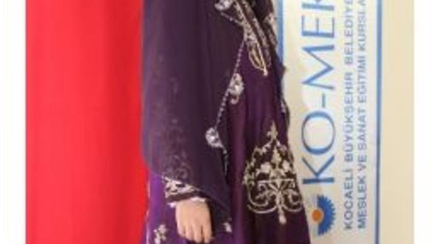 130 Yıllık Gelinlik Ko-mek Kartepe Sergisinde