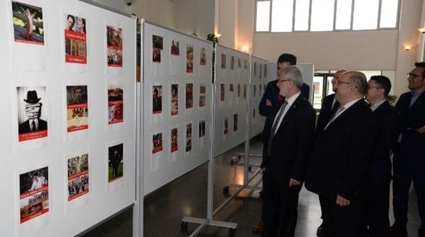 K&uuml;t&uuml;phaneli &lsquo;caps&rsquo; Yaptılar, &Ouml;d&uuml;l&uuml; Kaptılar