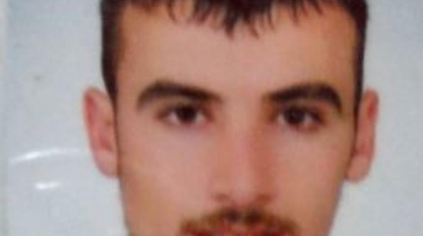 Tır Parkında &Ccedil;ifte Bı&ccedil;aklı Cinayet