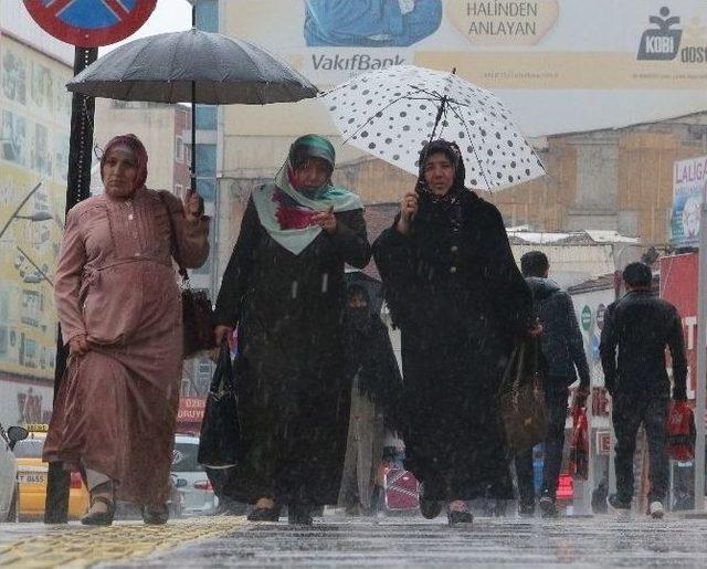 Elazığ Bölgesinde Yağışlar Etkisini Gösteriyor