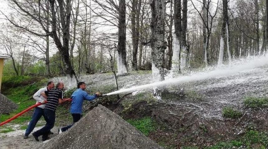 G&ouml;n&uuml;ll&uuml; İtfaiyeciler Can Kurtaracak