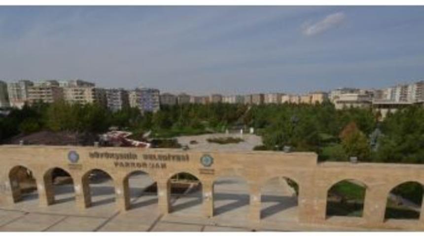 Diyarbakır&rsquo;da Belediyeye Ait Sosyal Tesisler Artıyor