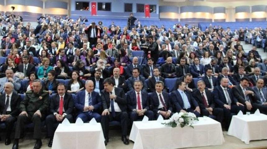 Sel&ccedil;uk, D&uuml;nya&rsquo;da Marka &Uuml;niversite Olacak