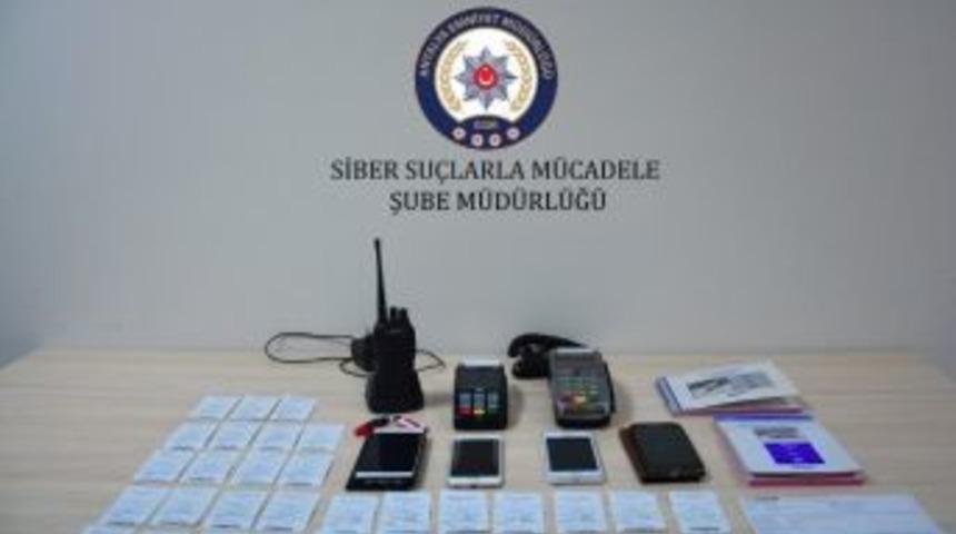 Turistlerin Banka Kartlarını Kopyalayan 6 Kişi Yakalandı