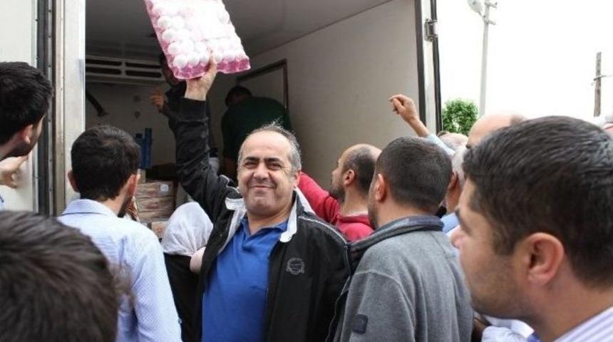 Silopili Vatandaşlar İhtiya&ccedil;larını Seyyar Marketlerden Karşılıyor