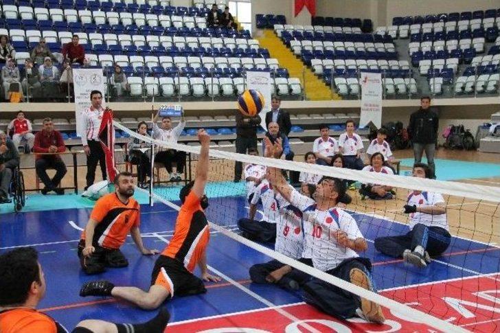 Oturarak Voleybol Ligi Müsabakaları Başladı G3