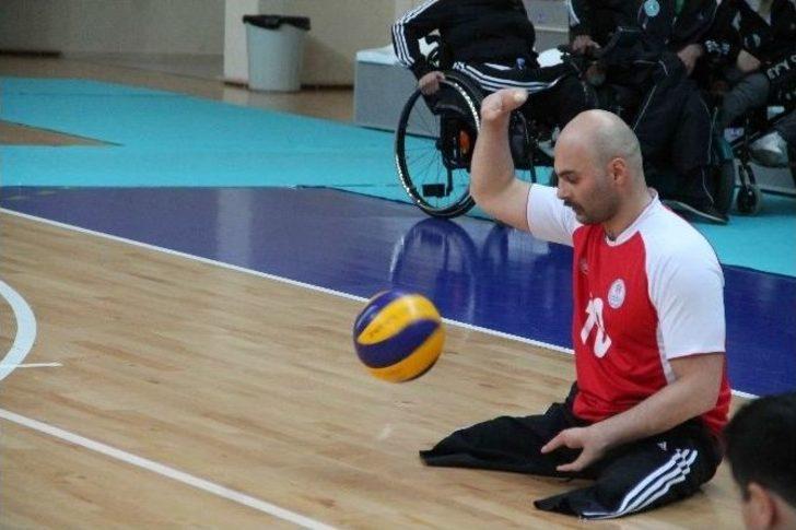 Oturarak Voleybol Ligi Müsabakaları Başladı G4