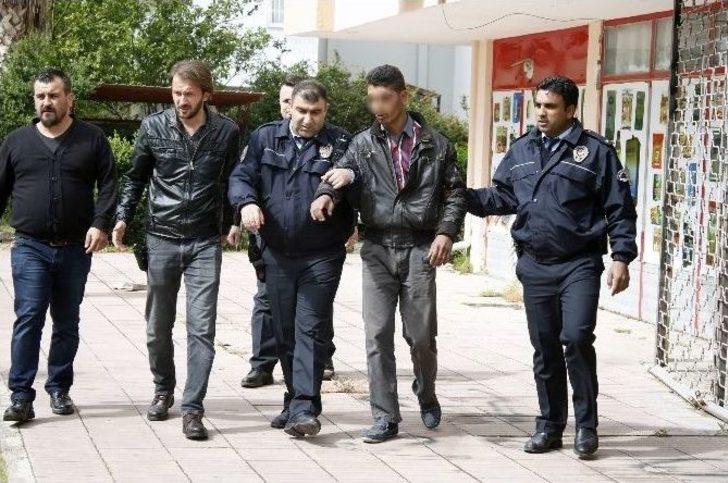 Antalya’da 5 Katlı Binanın Çatısında İntihar Teşebbüsü G4