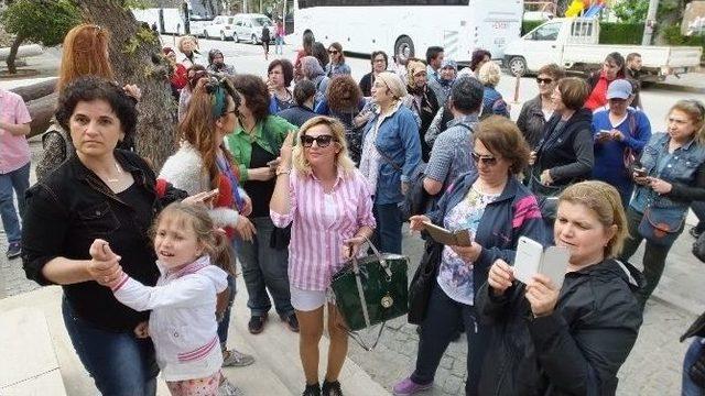 Burhaniyeliler Ot Festivaline Katıldı