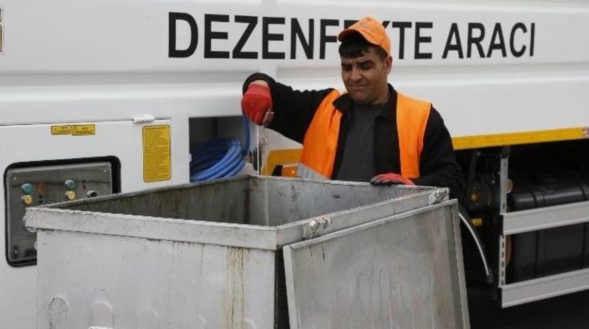 &Ccedil;&ouml;p Konteynerleri 3 Dakikada Pırıl Pırıl