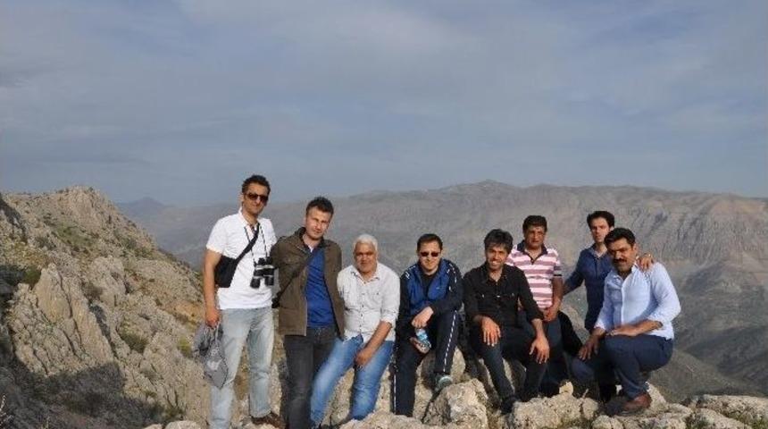 Ters Lale İ&ccedil;in Y&uuml;r&uuml;d&uuml;ler