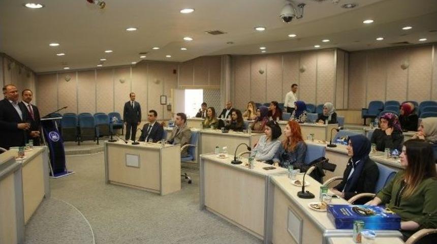 Aday &Ouml;ğretmenler Adapazarı Belediyesi&rsquo;ni Tanıdı